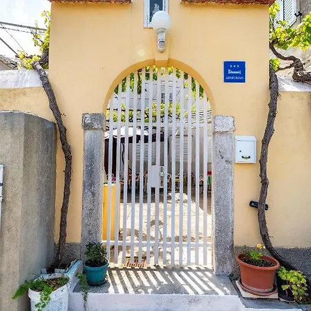 Apartment Belemi Preko
